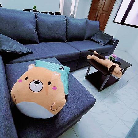 Jo-Rumah 3 Bedroom Apartment Jelutong Georgetown Penang Free Wifi Exteriör bild