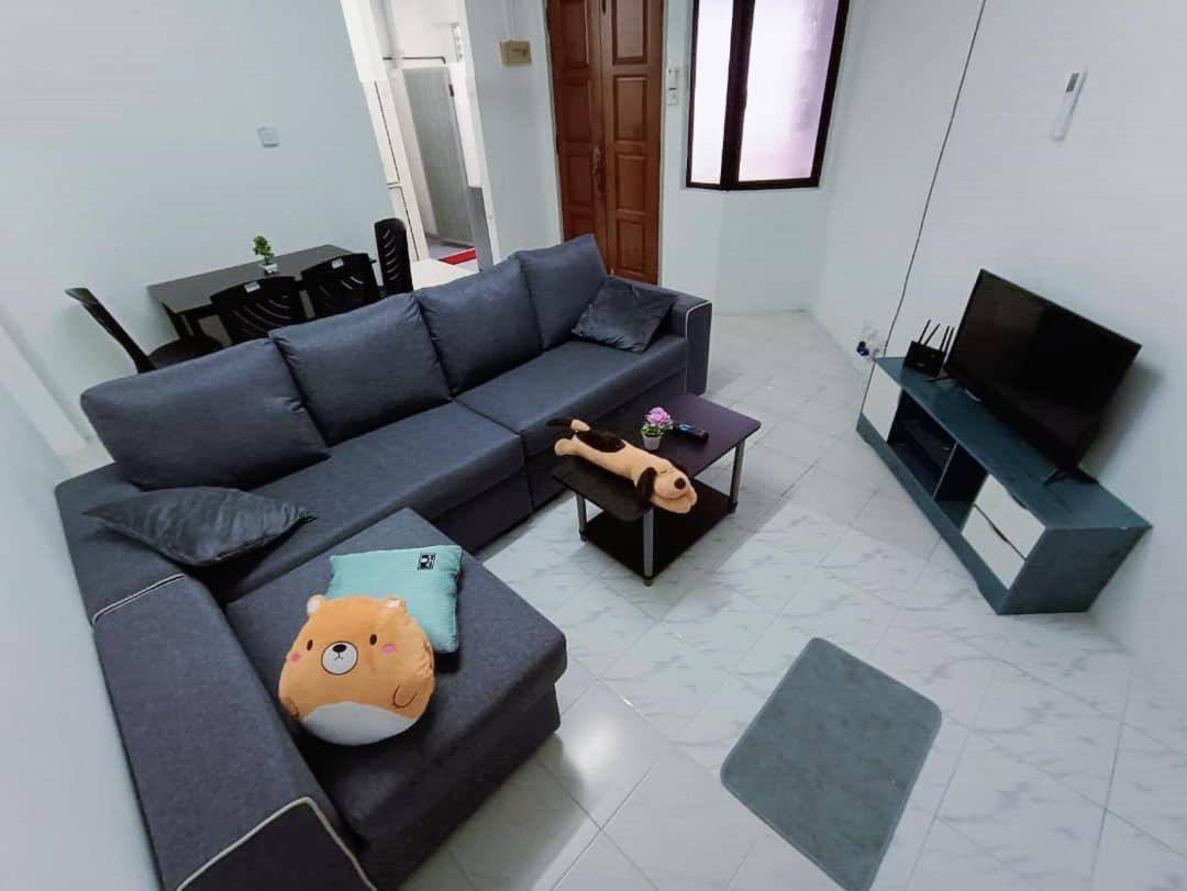 Jo-Rumah 3 Bedroom Apartment Jelutong Georgetown Penang Free Wifi Exteriör bild